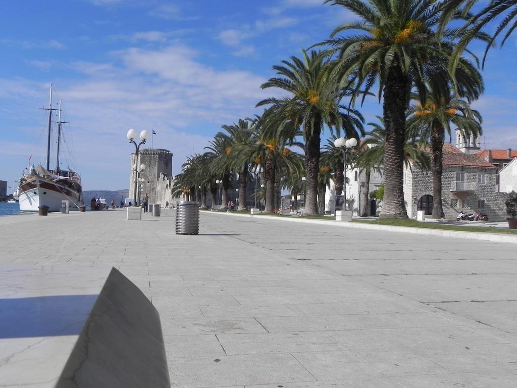 Apartment Nanito Trogir Luaran gambar