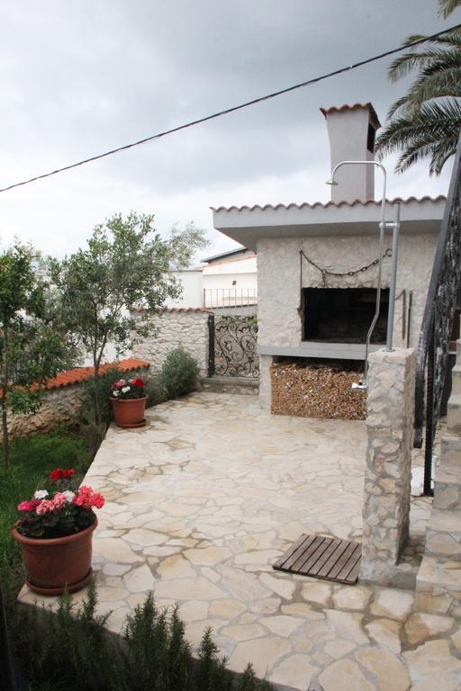 Apartment Nanito Trogir Luaran gambar