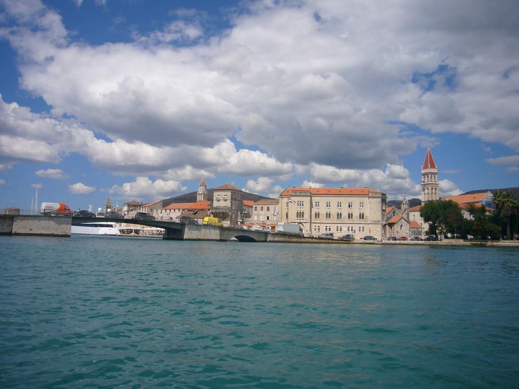 Apartment Nanito Trogir Luaran gambar