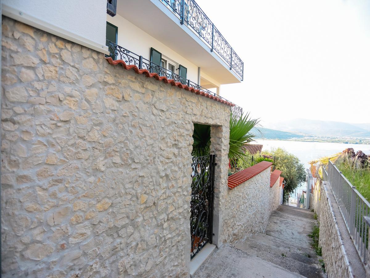 Apartment Nanito Trogir Luaran gambar