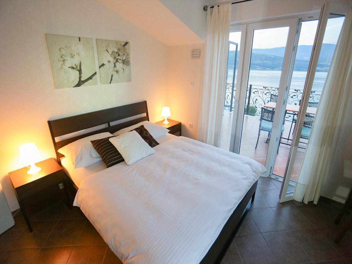 Apartment Nanito Trogir Luaran gambar