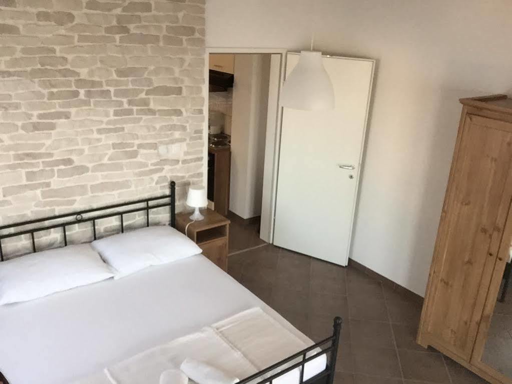 Apartment Nanito Trogir Luaran gambar